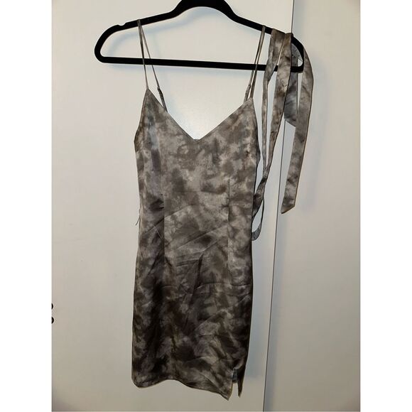 Abercrombie and Fitch Women’s Gray Tie Dye Belted Skip Dress XS Gently Worn - Picture 2 of 11